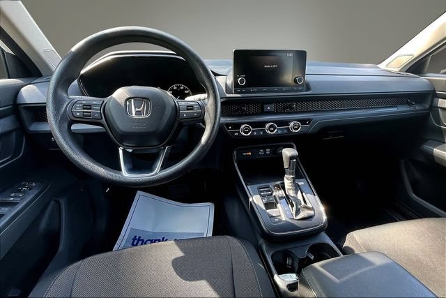Used 2023 Honda CR-V EX image 7
