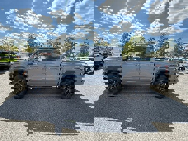 New 2026 Nissan Frontier PRO-4X w/ Pro Premium Package image 8