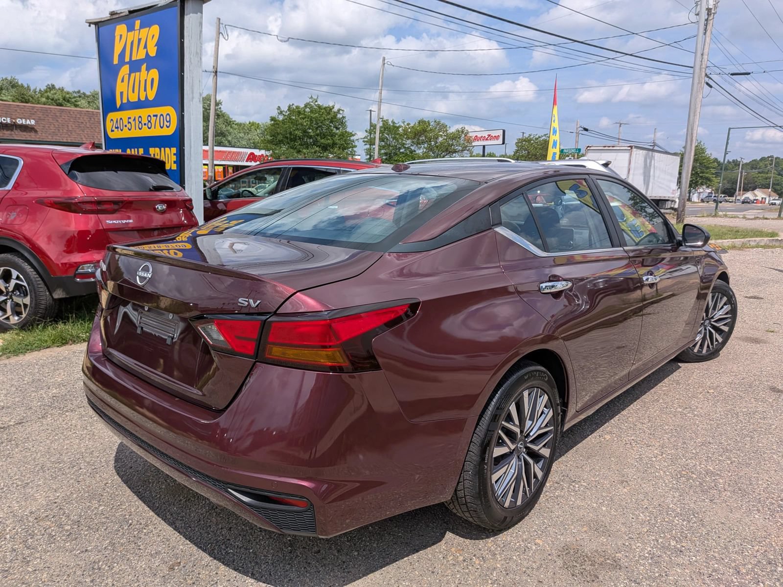 Used 2023 Nissan Altima 2.5 SV FWD image 6