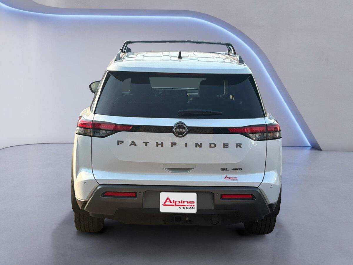 New 2026 Nissan Pathfinder SL w/ SL Premium Package AWD/4WD image 4