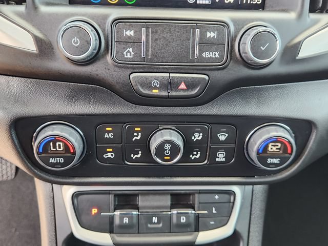 Used 2023 GMC Terrain SLT w/ Infotainment Package II FWD image 17