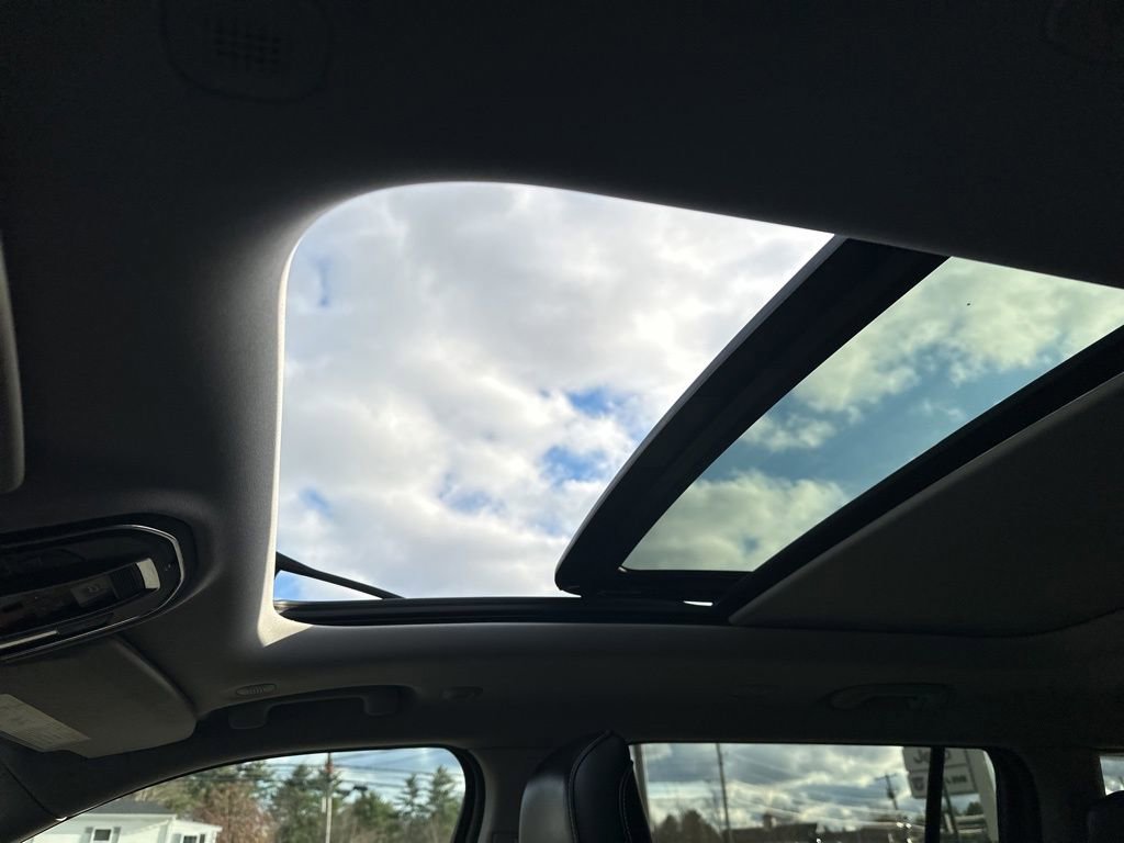 Used 2022 Jeep Grand Cherokee L Limited image 27