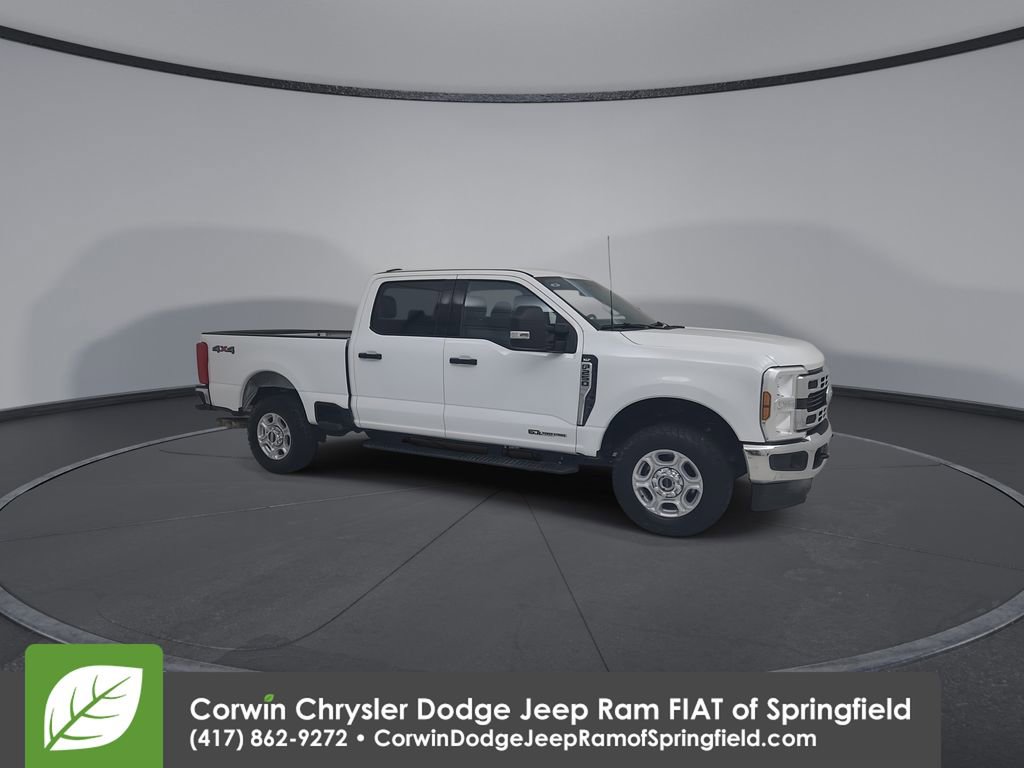 Used 2025 Ford F250 XLT image 2