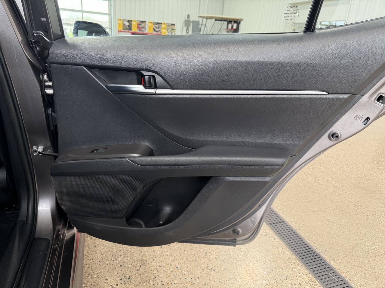 Used 2023 Toyota Camry SE FWD image 29