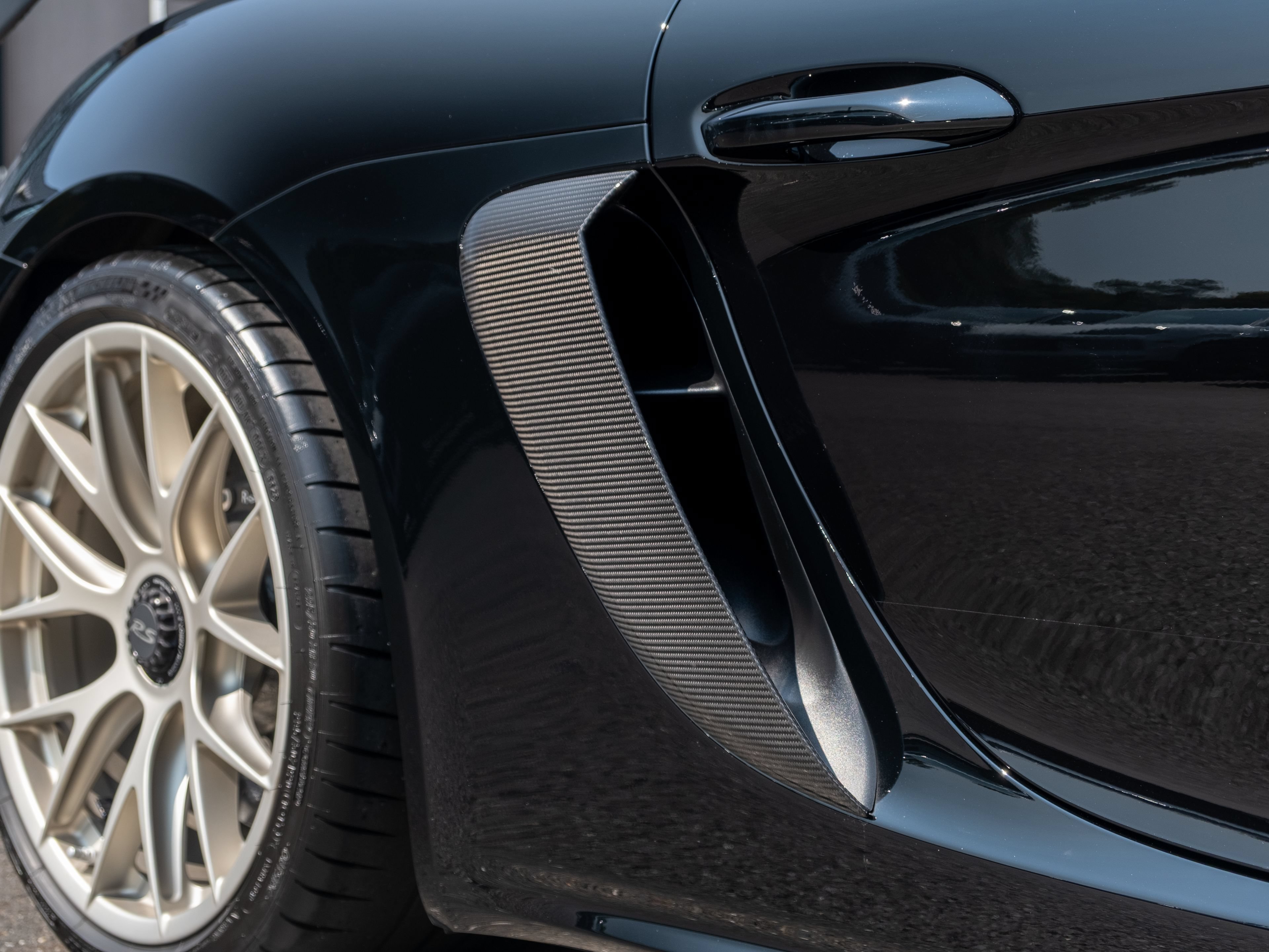 Certified 2024 Porsche 718 Cayman GT4 RS RWD image 22