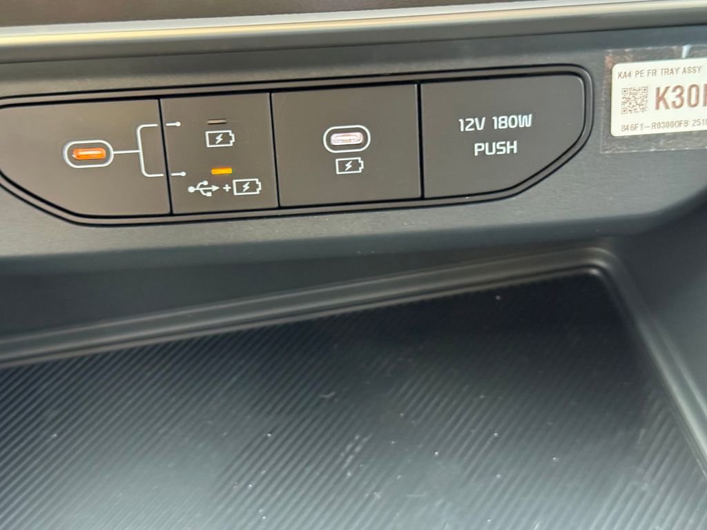 New 2026 Kia Carnival FWD image 25