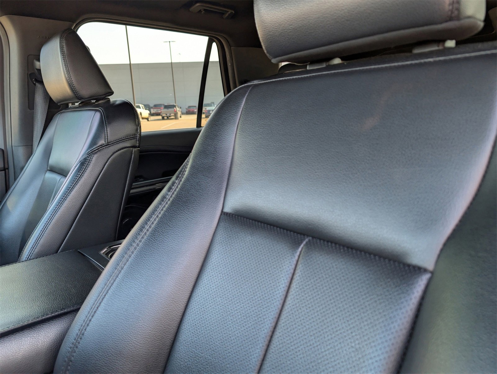 Used 2021 Ford Expedition XLT image 25