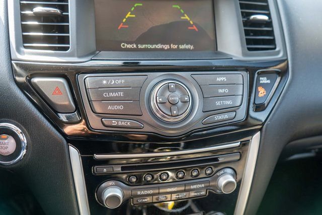 Used 2019 Nissan Pathfinder S AWD/4WD image 29