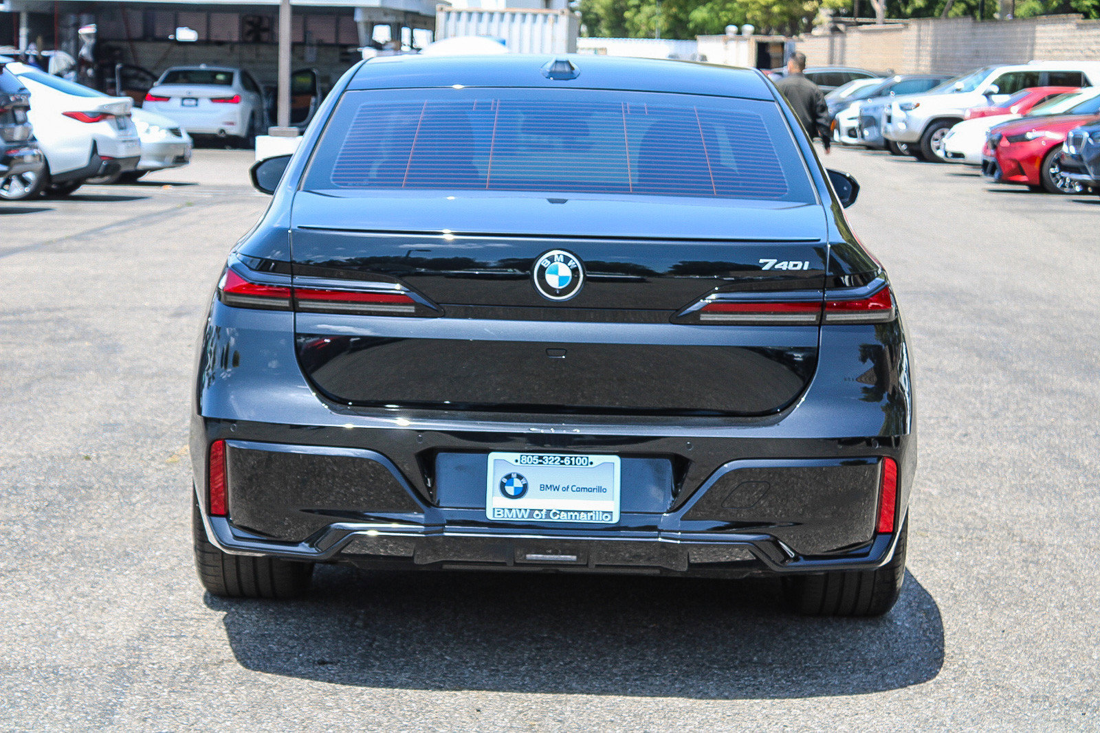 Certified 2025 BMW 740i w/ Premium Package RWD image 5
