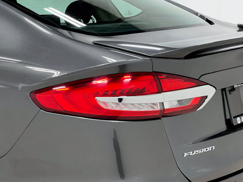 Used 2019 Ford Fusion Titanium FWD image 36