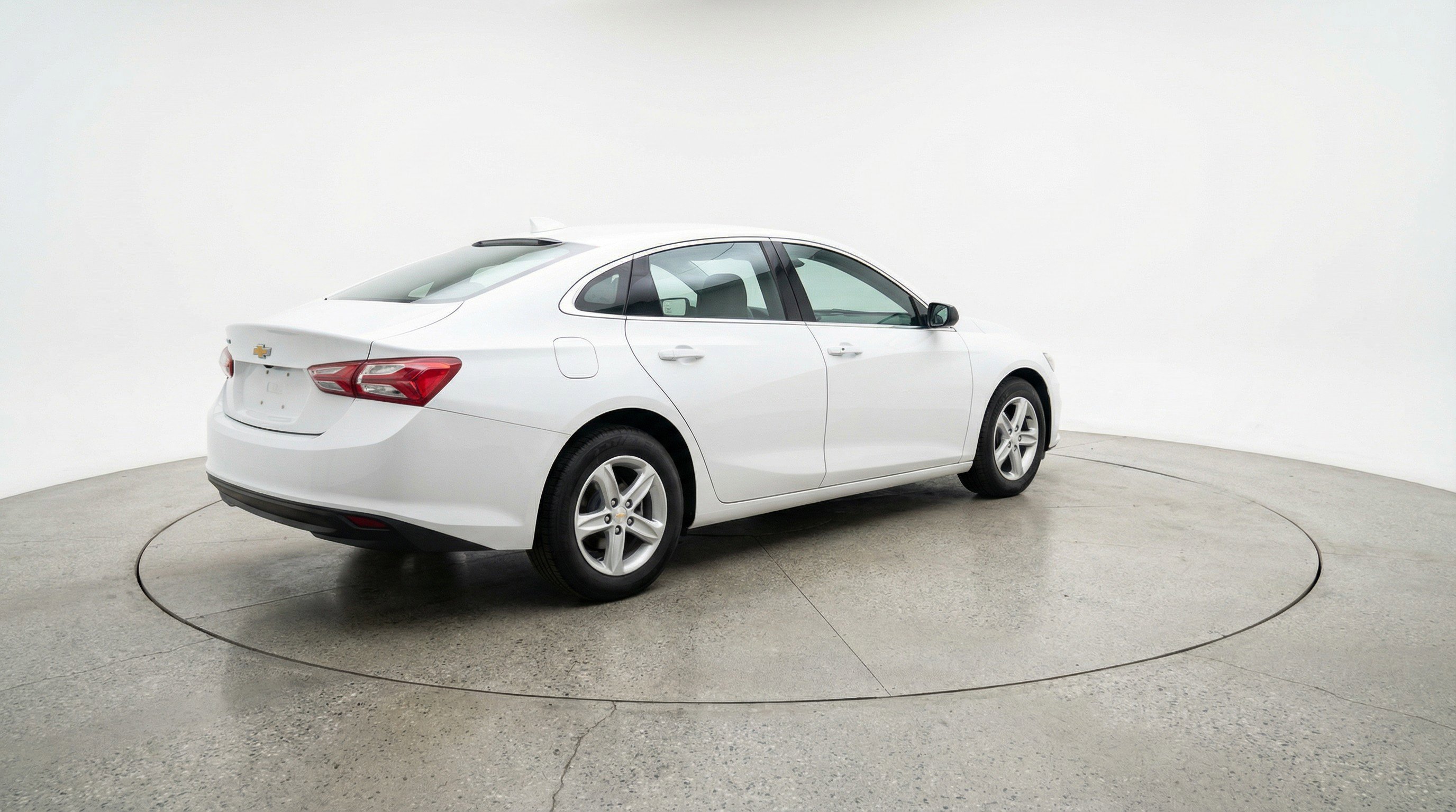 Used 2024 Chevrolet Malibu LT FWD image 9