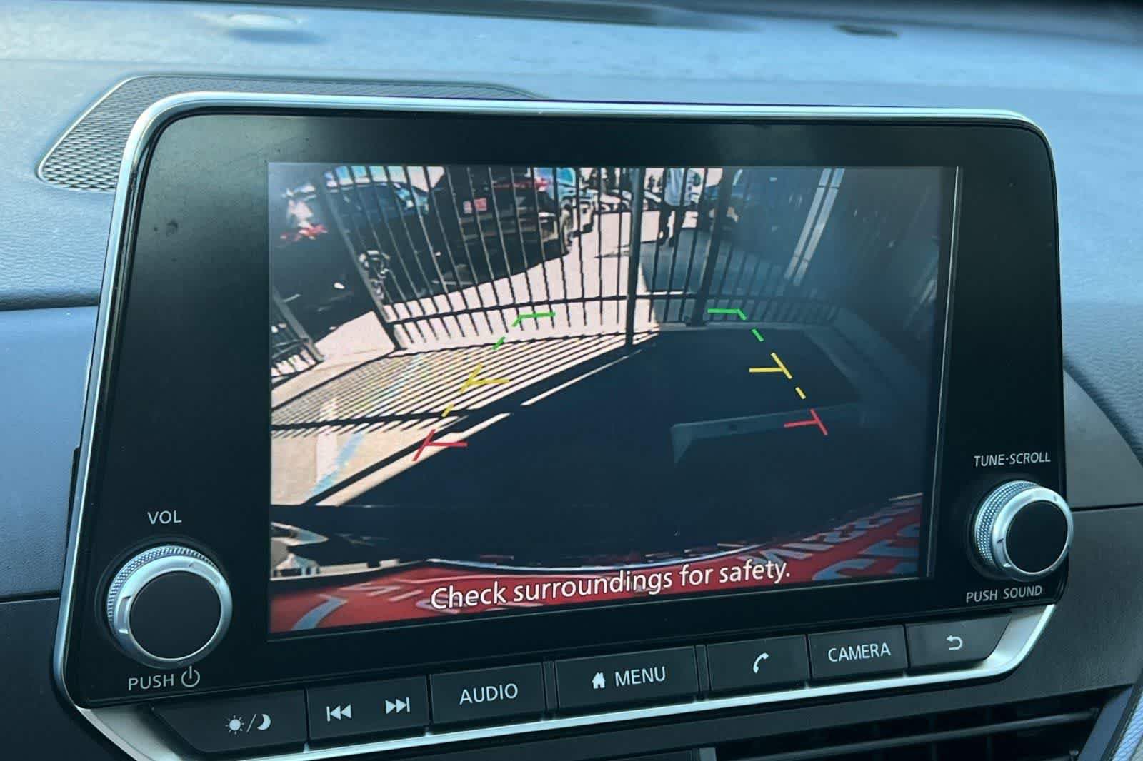 Used 2024 Nissan Altima 2.5 SR FWD image 21
