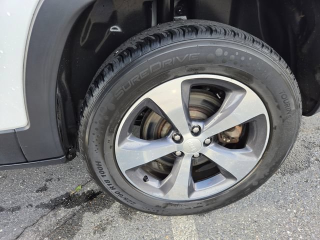 Used 2019 Jeep Cherokee Limited AWD/4WD image 30