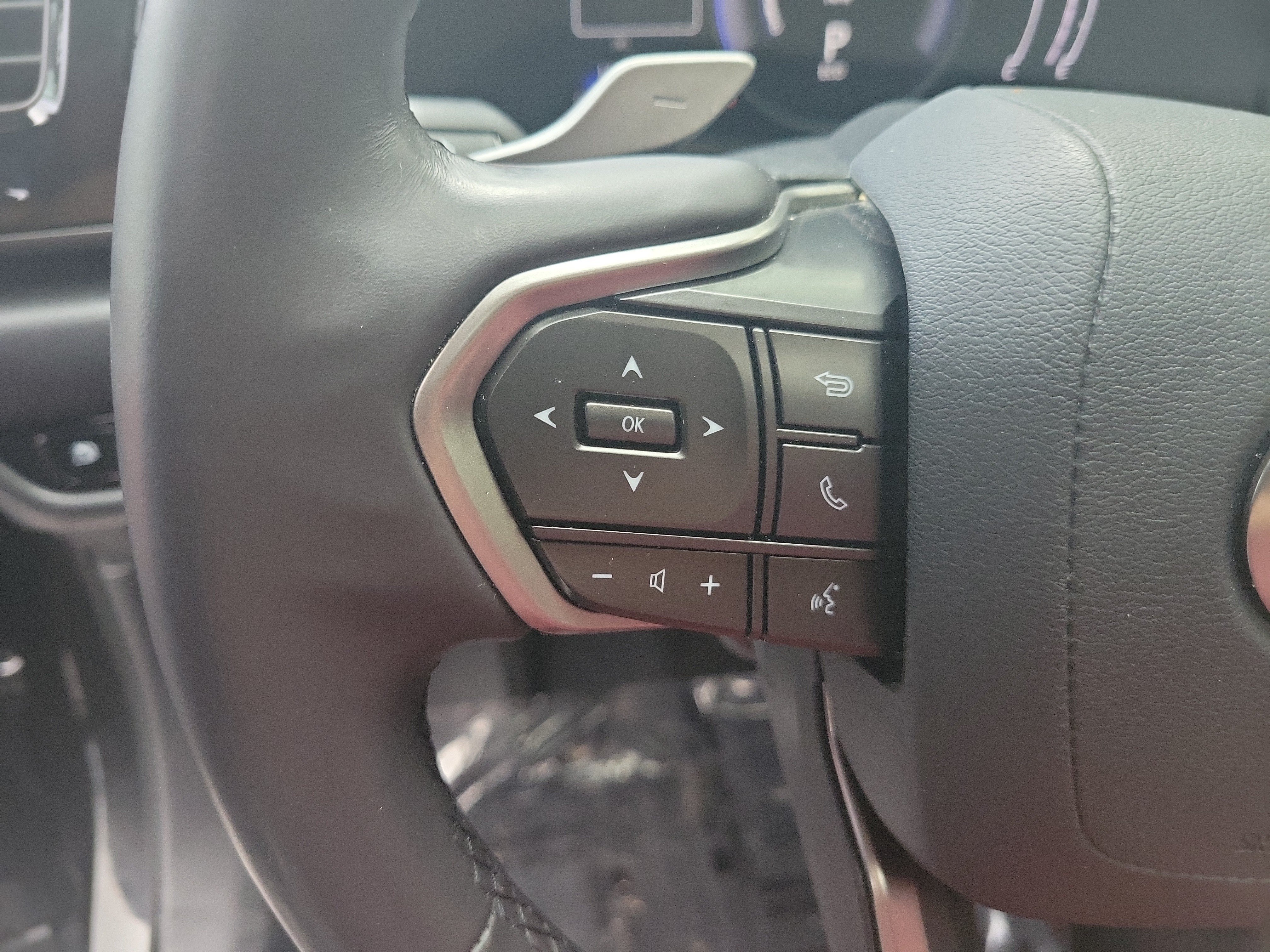 Used 2025 Lexus NX 350h AWD w/ Accessory Package (K3) image 25