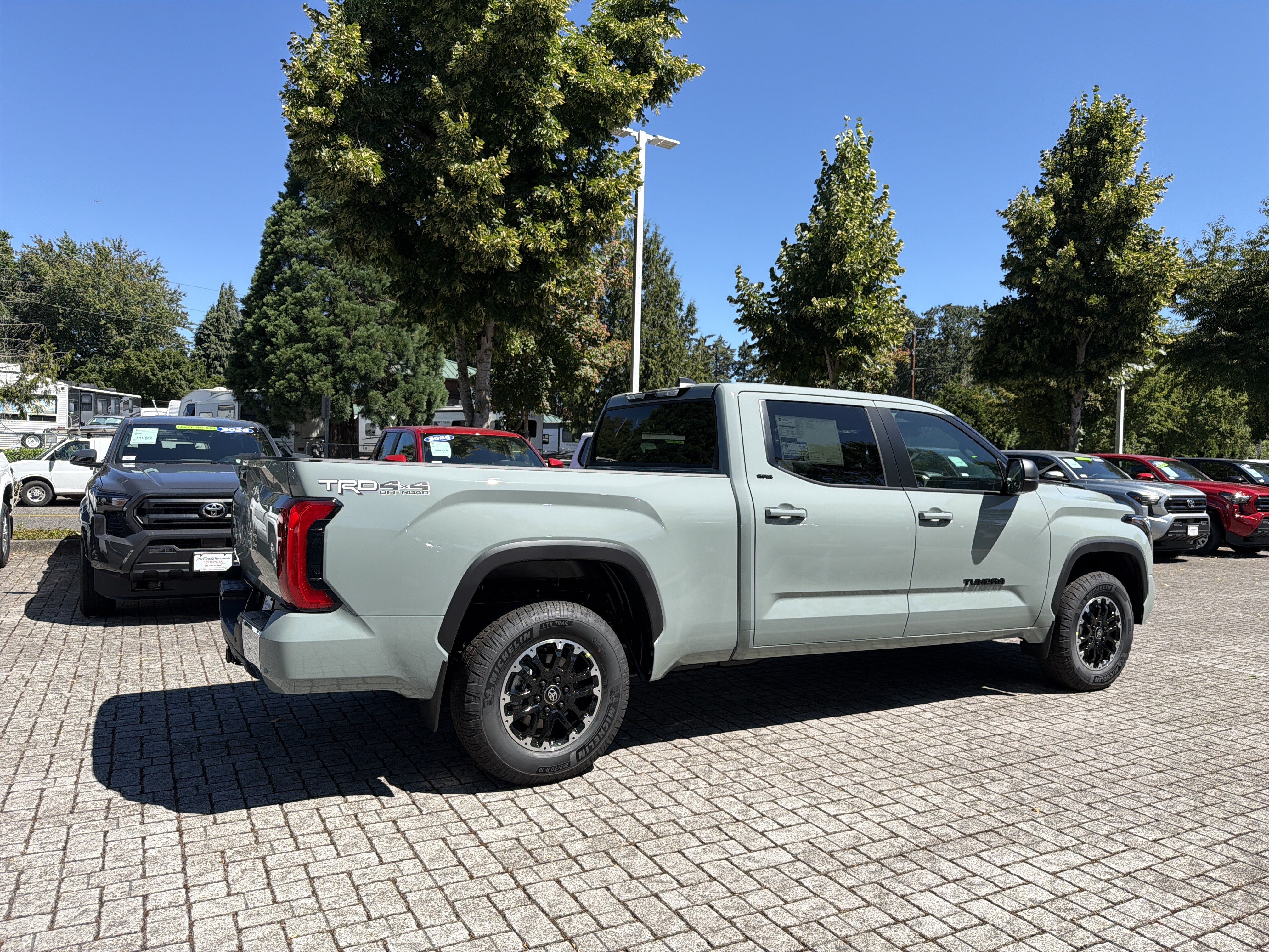 New 2026 Toyota Tundra SR5 w/ TRD Off-Road Package AWD/4WD image 6