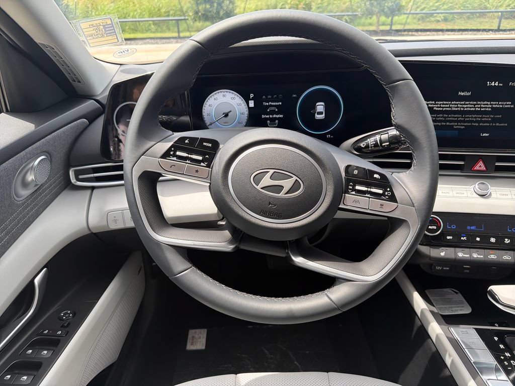 New 2026 Hyundai Elantra Limited FWD image 19