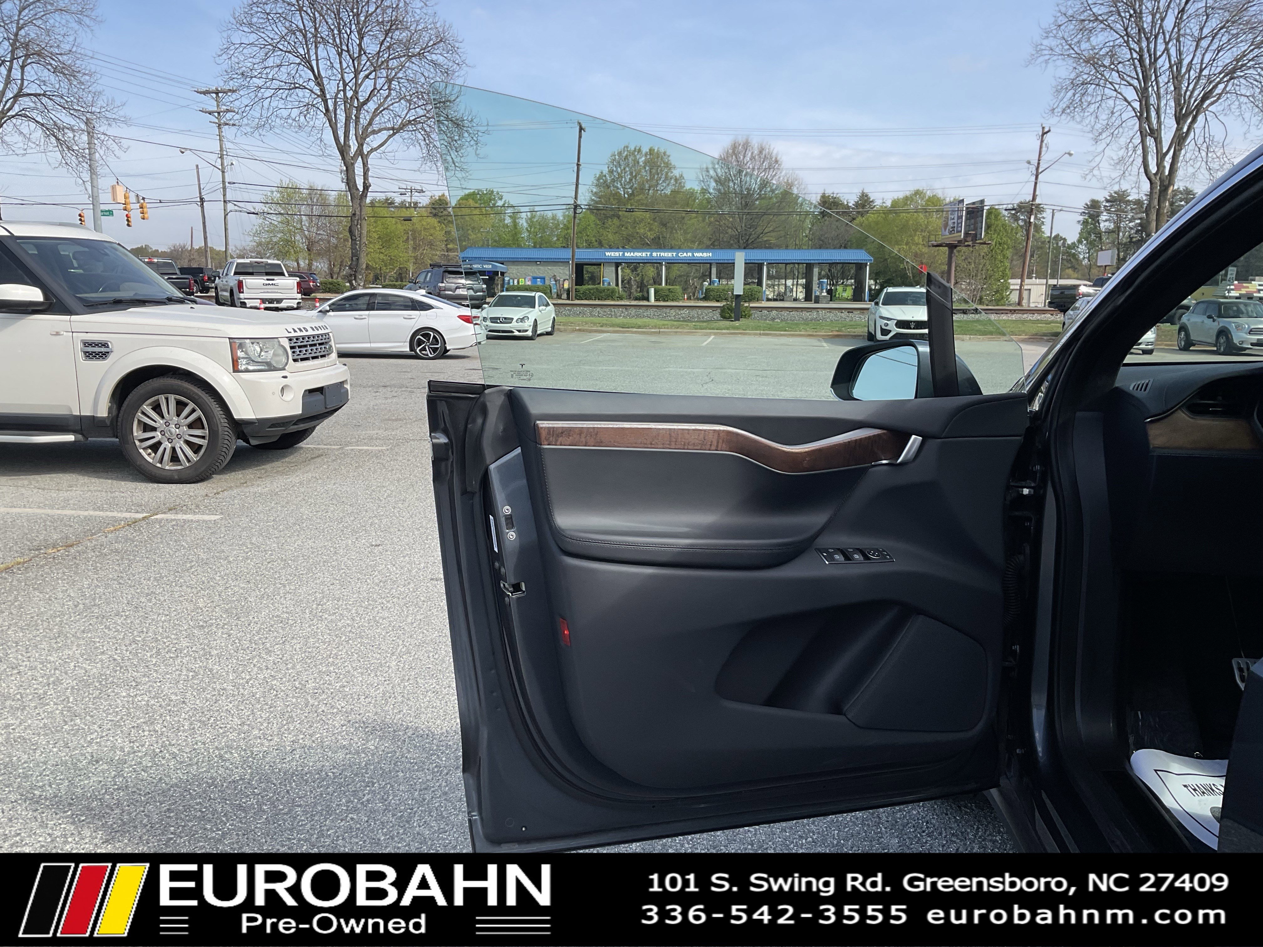 Used 2020 Tesla Model X Performance image 9