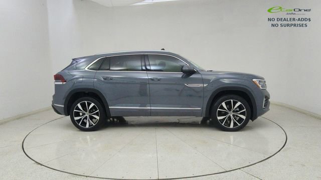 Used 2025 Volkswagen Atlas Cross Sport SEL Premium R-Line AWD/4WD image 69
