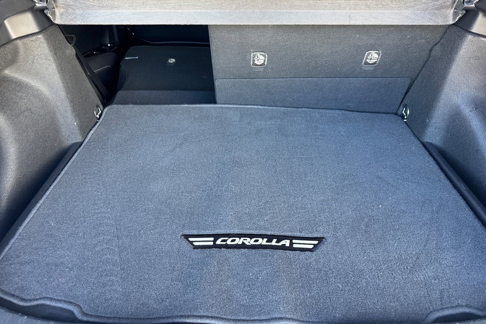Certified 2019 Toyota Corolla XSE FWD image 33