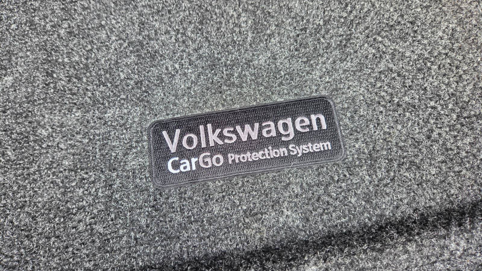 Certified 2025 Volkswagen Taos SE w/ Panoramic Sunroof Package FWD image 58