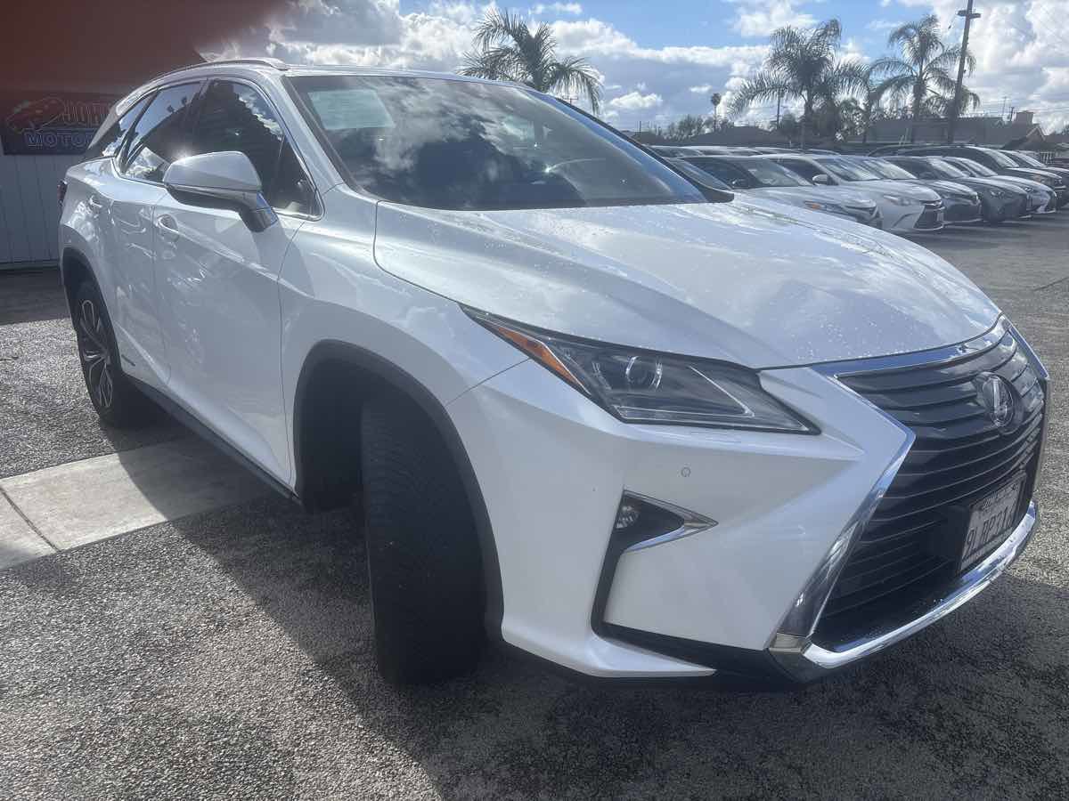 Used 2018 Lexus RX 450hL Premium image 4