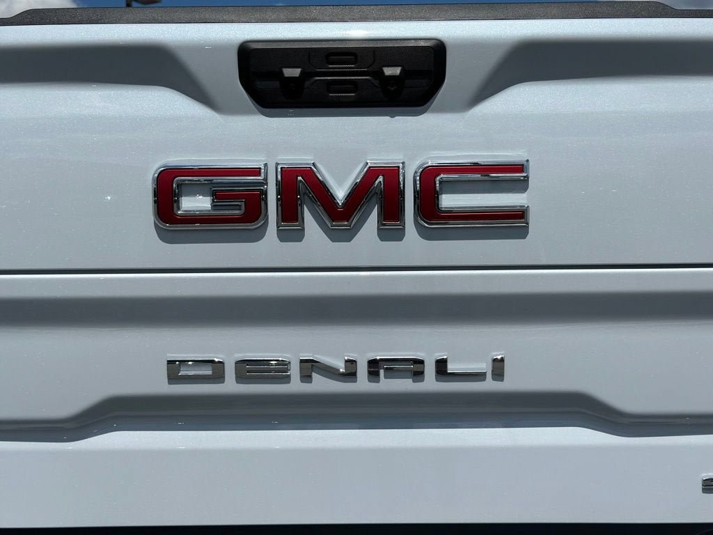 New 2026 GMC Sierra 1500 Denali w/ Denali Reserve Package AWD/4WD image 40