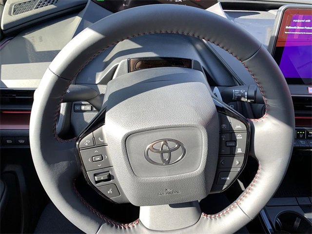 New 2025 Toyota Prius Plug-In Hybrid image 18