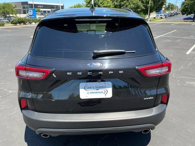 Used 2025 Ford Escape ST-Line AWD/4WD image 4