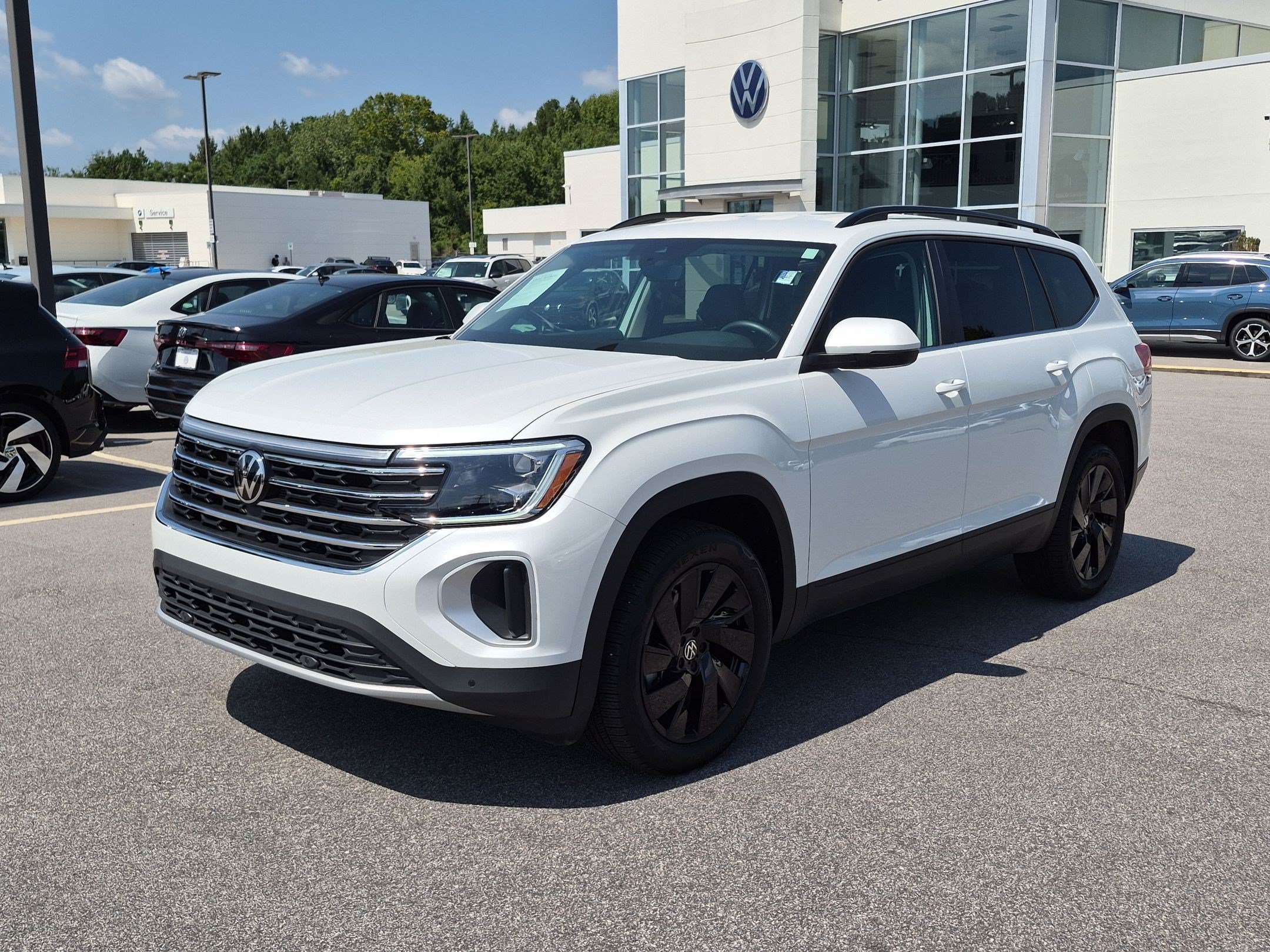 Used 2026 Volkswagen Atlas SE AWD/4WD image 7