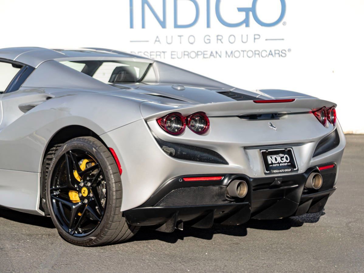 Used 2022 Ferrari F8 Tributo image 12