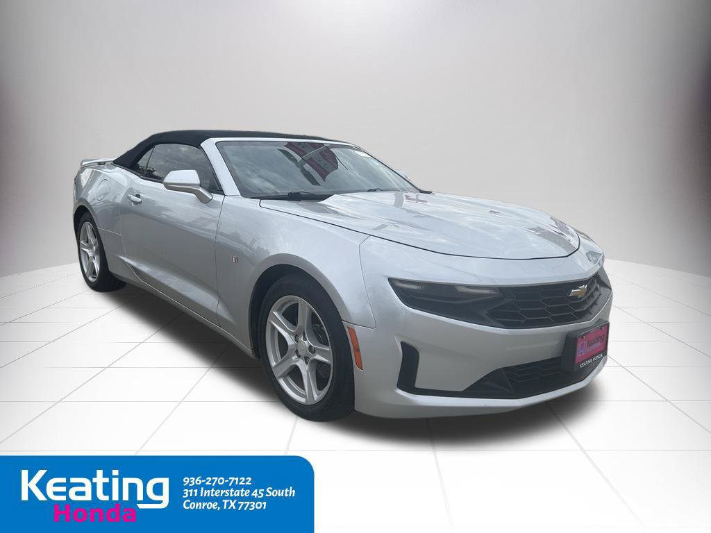 Used 2019 Chevrolet Camaro LT RWD image 3