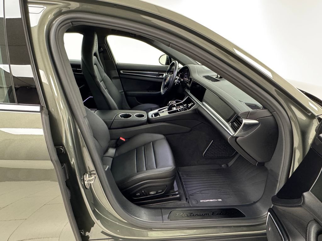 Used 2023 Porsche Panamera 4 Platinum Edition image 14