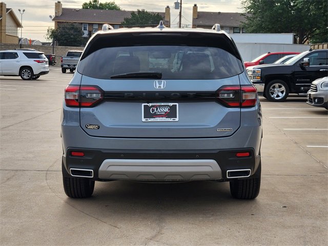 Used 2023 Honda Pilot Touring image 13