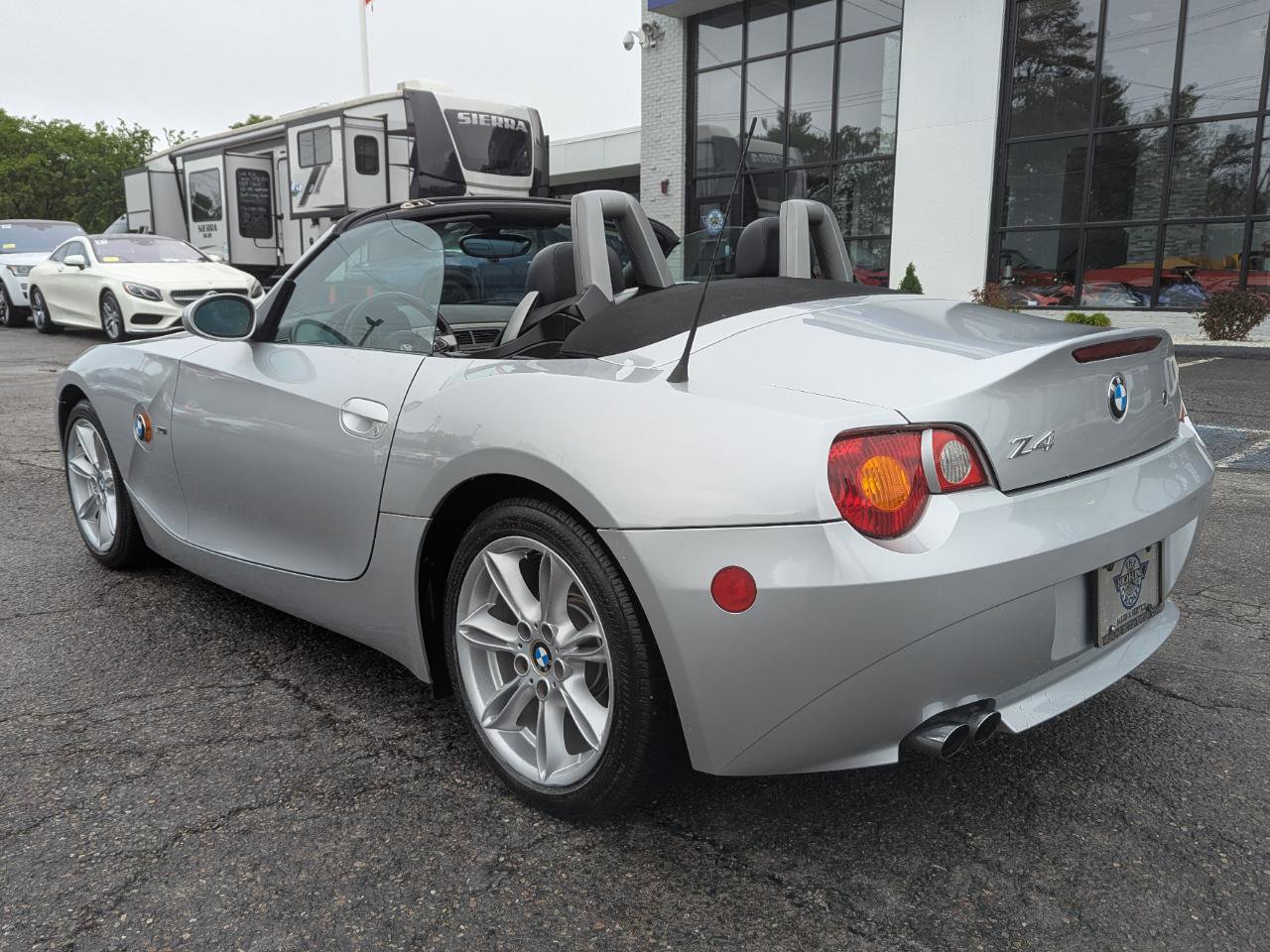 Used 2004 BMW Z4 3.0i RWD image 45