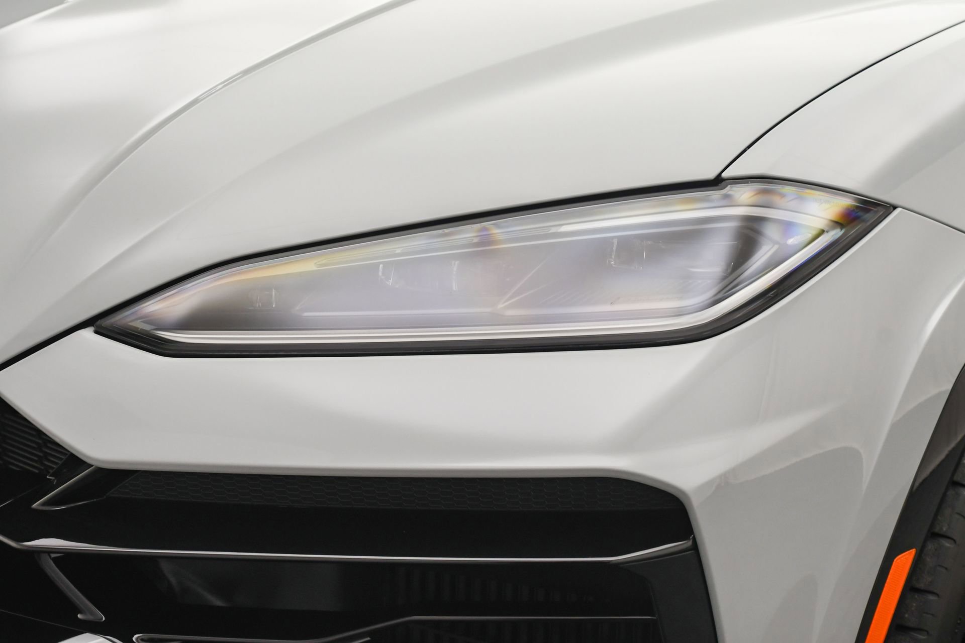 Used 2025 Lamborghini Urus SE image 30