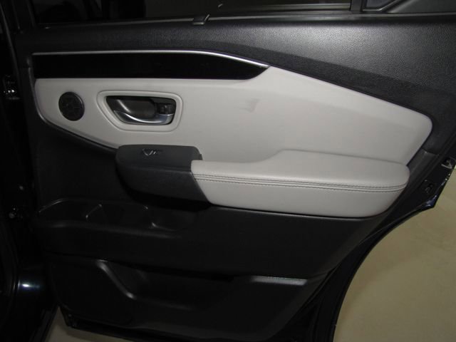 Certified 2025 Honda Pilot EX-L image 11