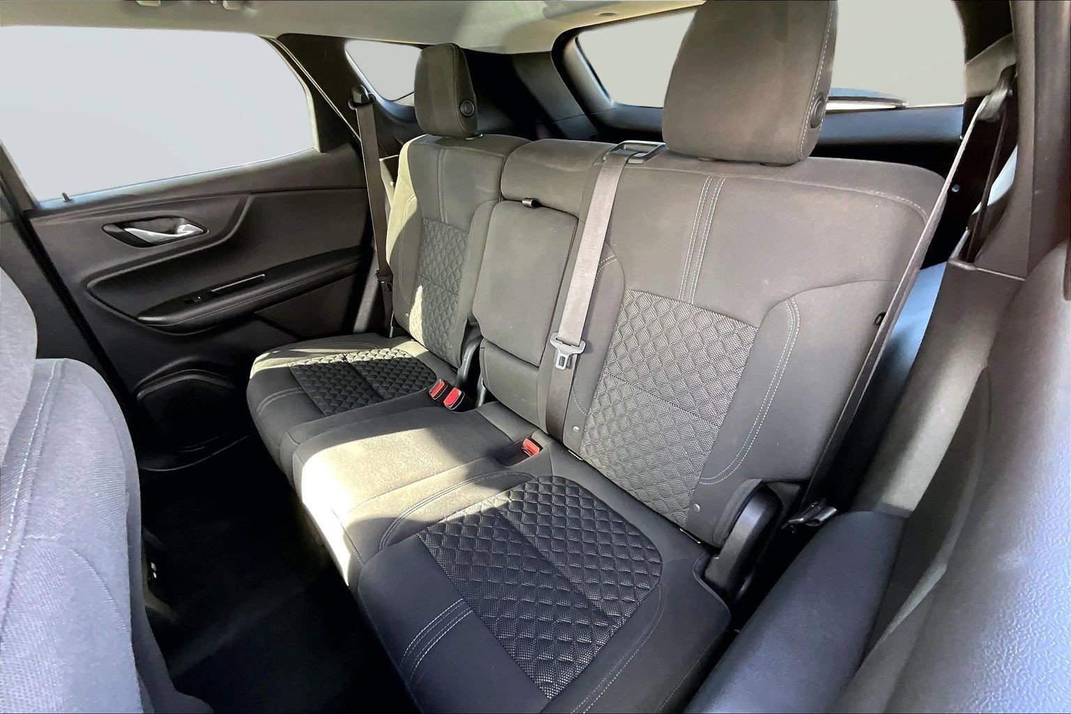 Used 2019 Chevrolet Blazer LT FWD image 18