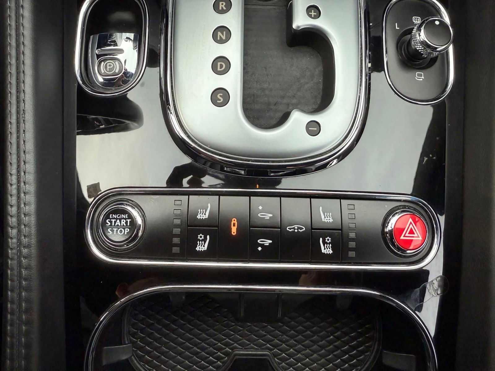 Used 2017 Bentley Continental GT image 26