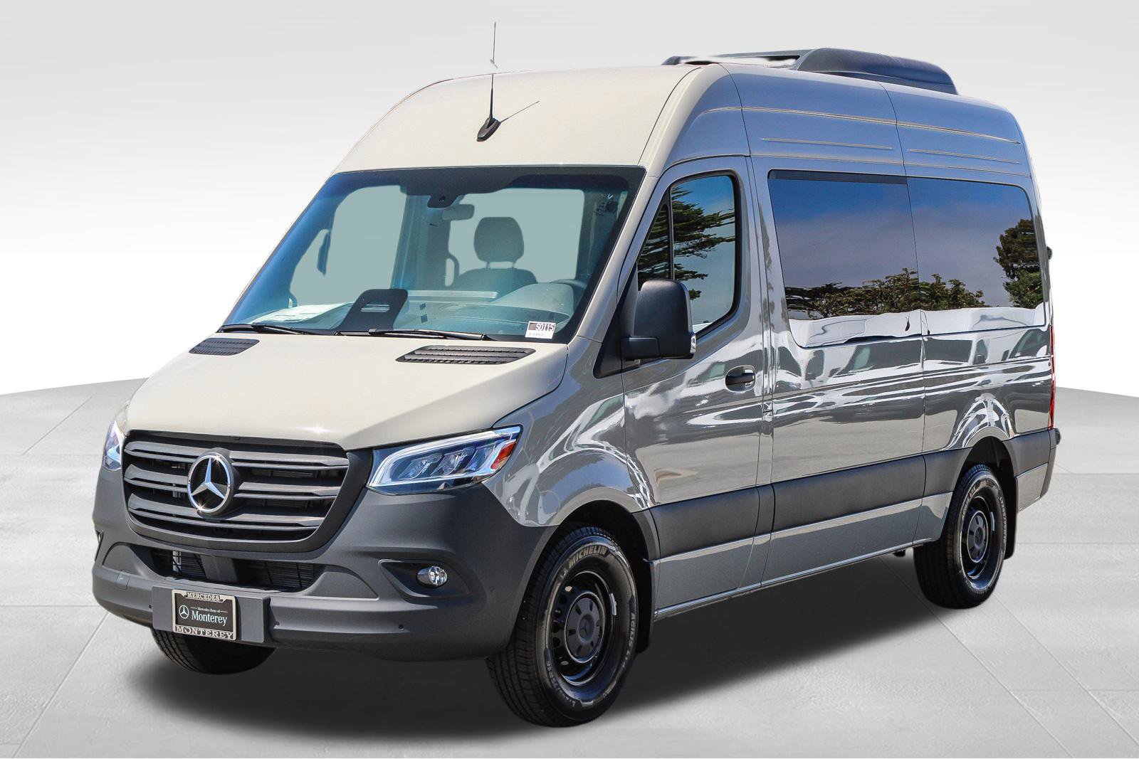 New 2025 Mercedes-Benz Sprinter 2500 image 3