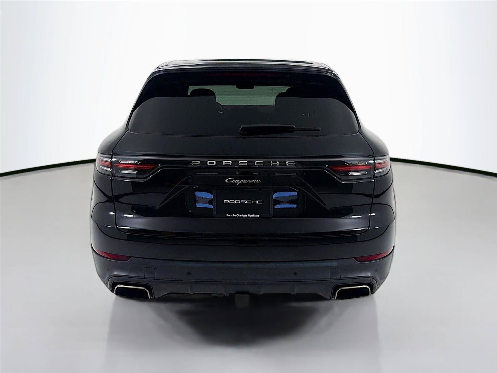 Certified 2023 Porsche Cayenne w/ Premium Package AWD/4WD image 26