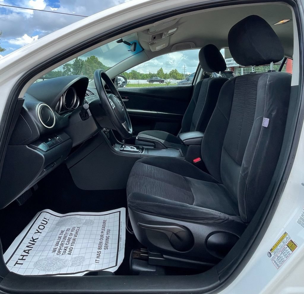 Used 2010 MAZDA MAZDA6 i Sport FWD image 12