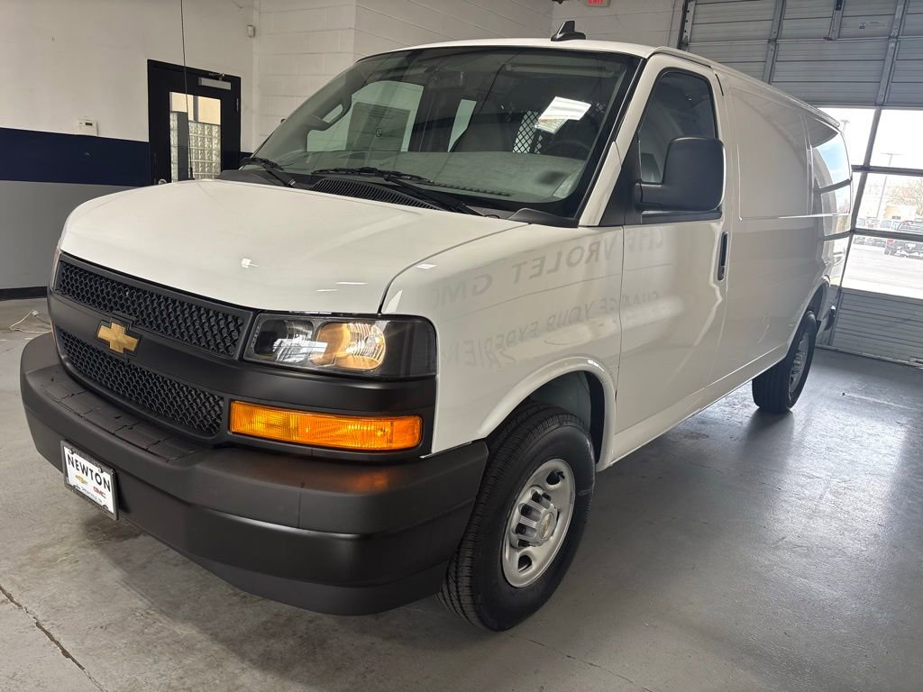 New 2025 Chevrolet Express 2500 Work Van w/ Driver Convenience Package image 14