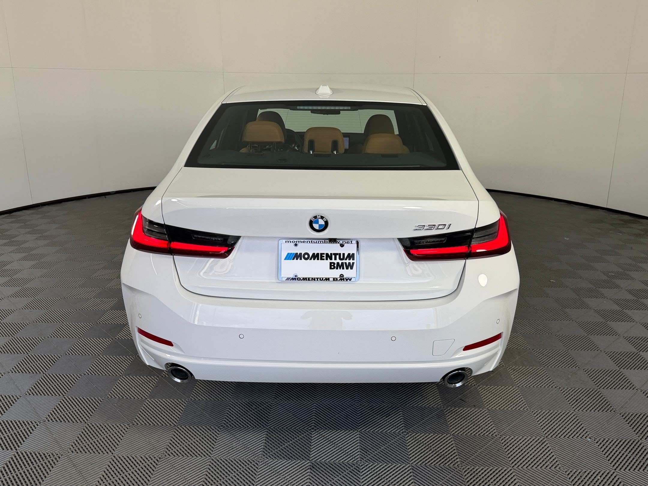 Used 2026 BMW 330i Sedan w/ Premium Package RWD image 10