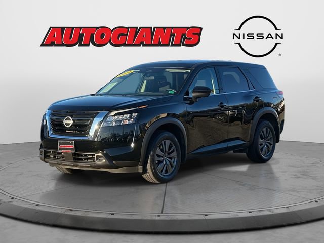 Used 2024 Nissan Pathfinder S image 6