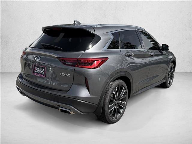 Used 2021 INFINITI QX50 Luxe w/ Appearance Package AWD/4WD image 4