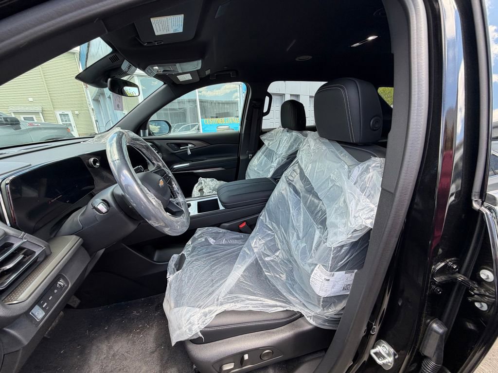 New 2026 Chevrolet Traverse LT AWD/4WD image 9