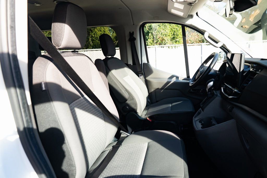 Used 2023 Ford Transit 350 XLT image 20