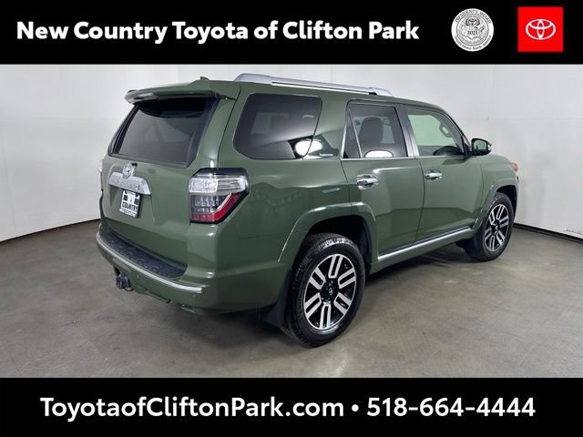 Used 2022 Toyota 4Runner Limited AWD/4WD image 3