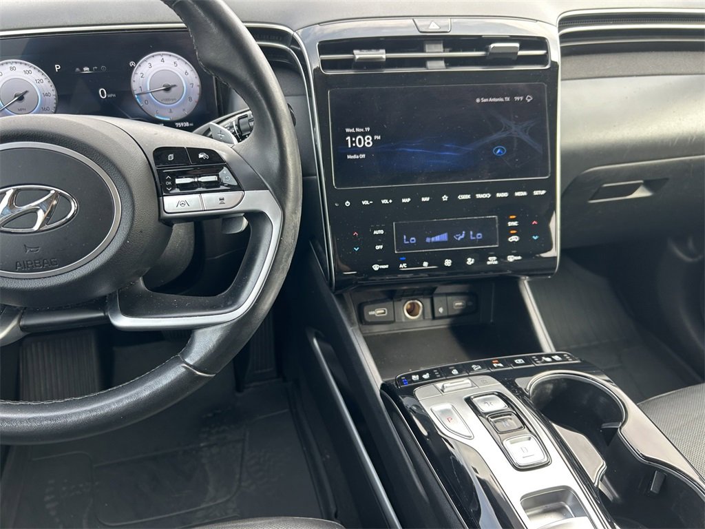 Used 2023 Hyundai Tucson Limited image 18