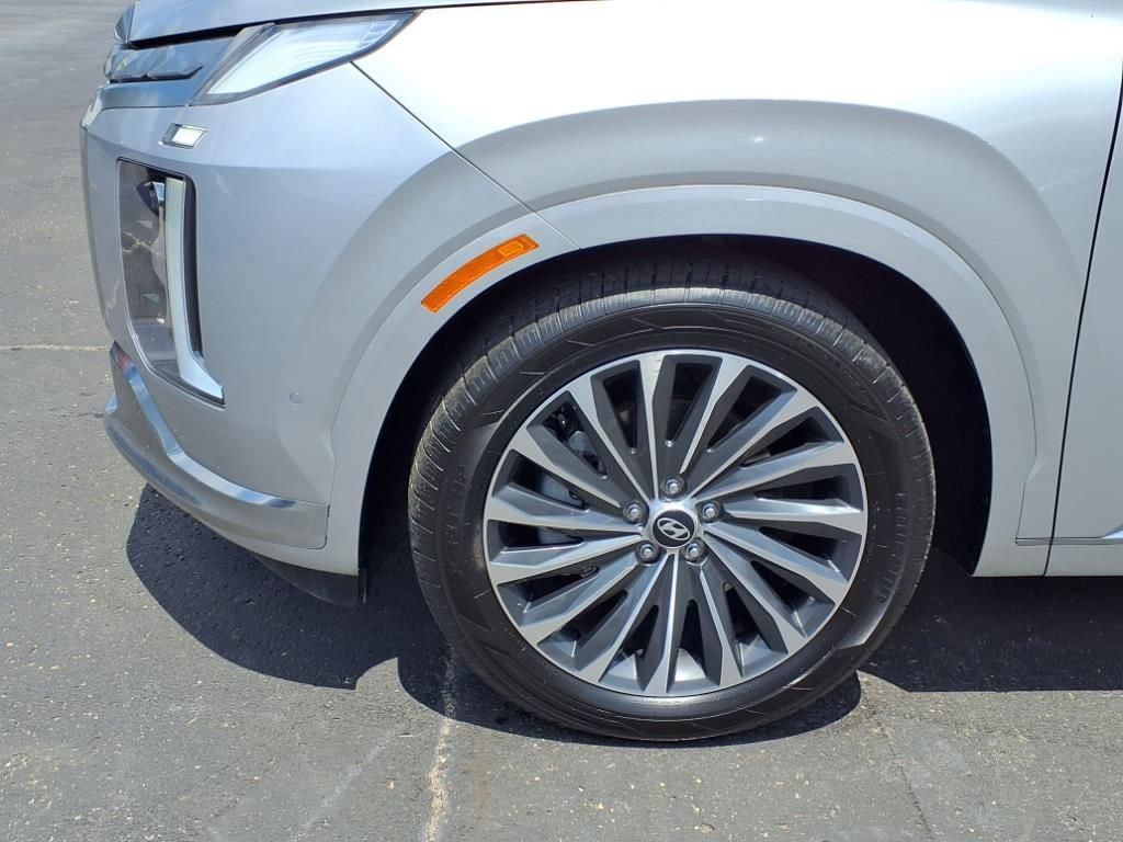 Used 2024 Hyundai Palisade Calligraphy AWD/4WD image 11